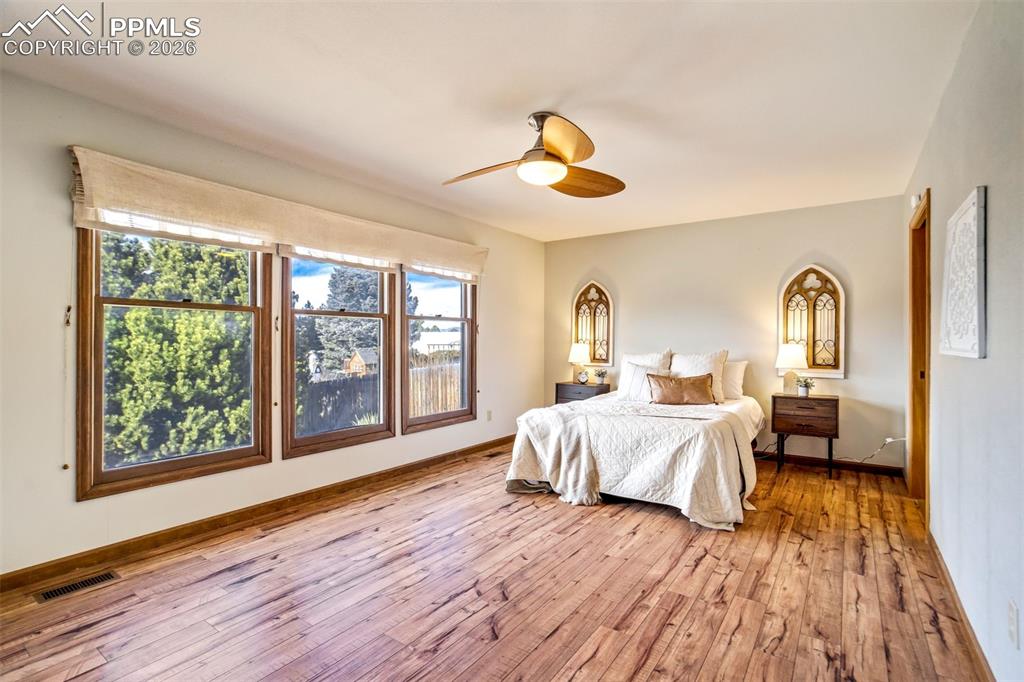 Image 25 of 50: Master Bedroom