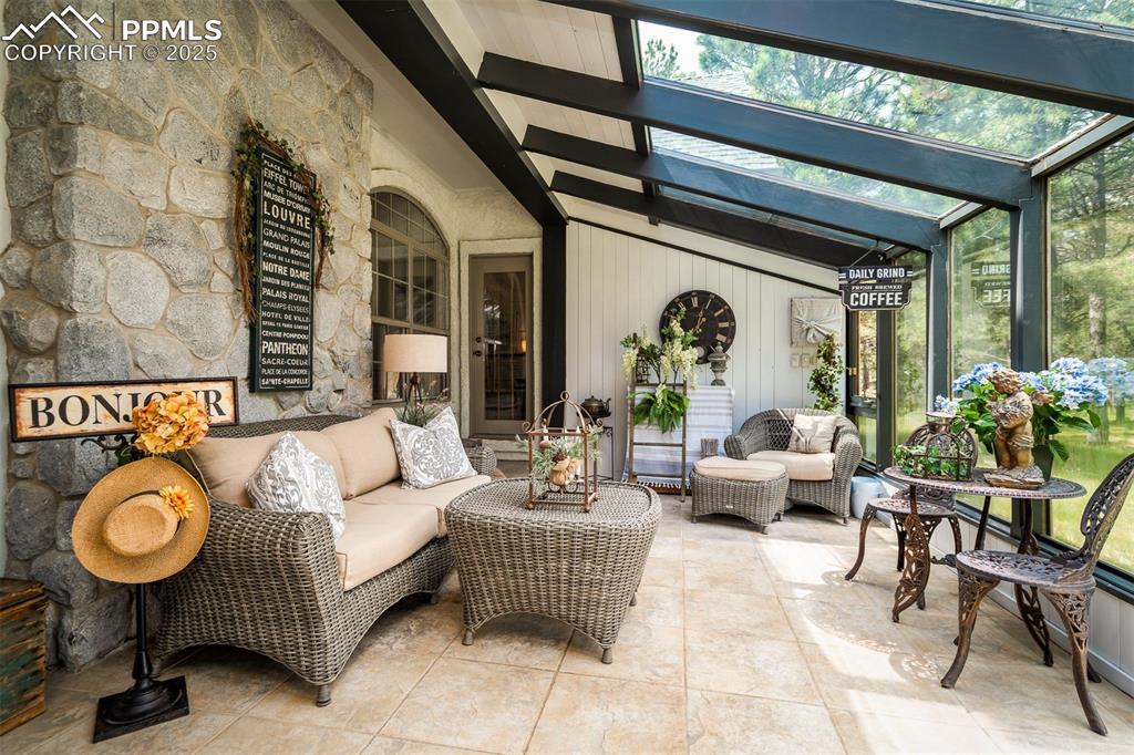 Image 25 of 43: Sun Room