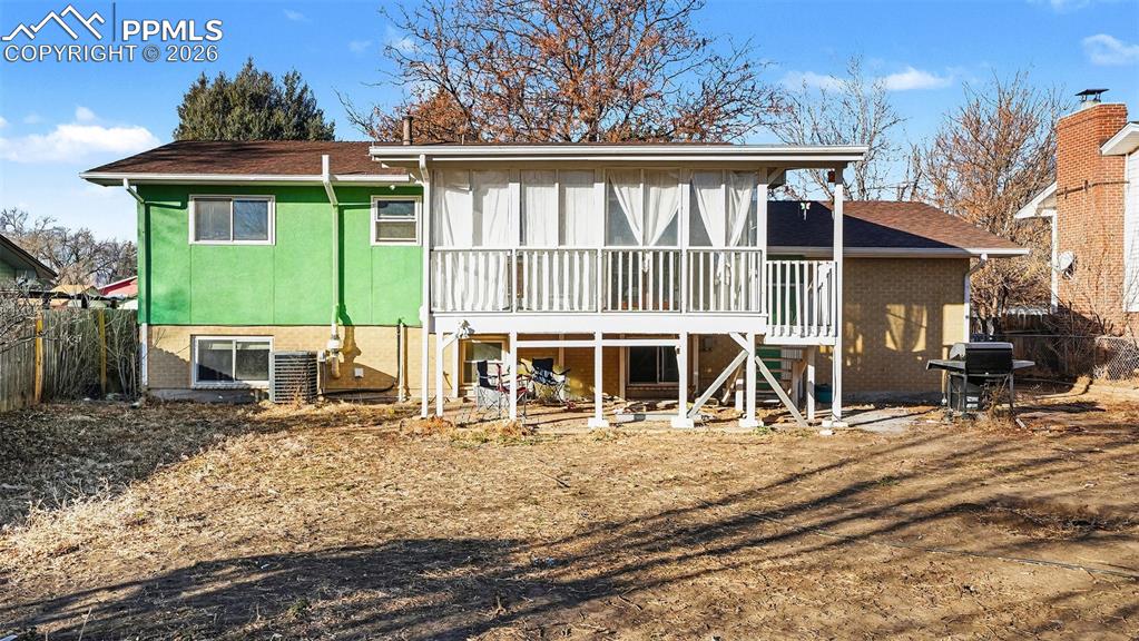 Image 14 of 15: Back of Structure