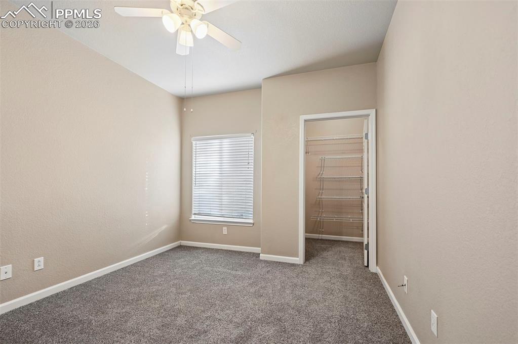 Image 13 of 31: Bedroom