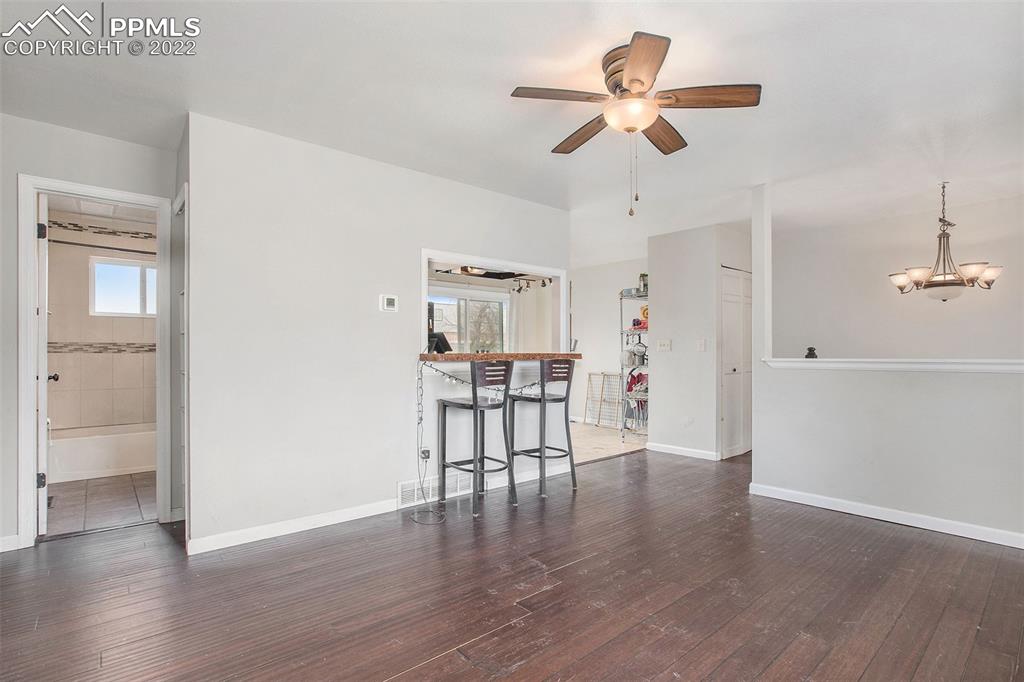 Listing 1862567, Image 7 of 35