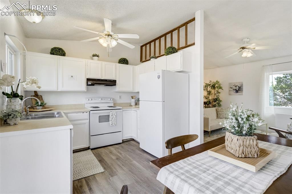 Image 8 of 33: Open kitchen with BRAND NEW appliances!!
