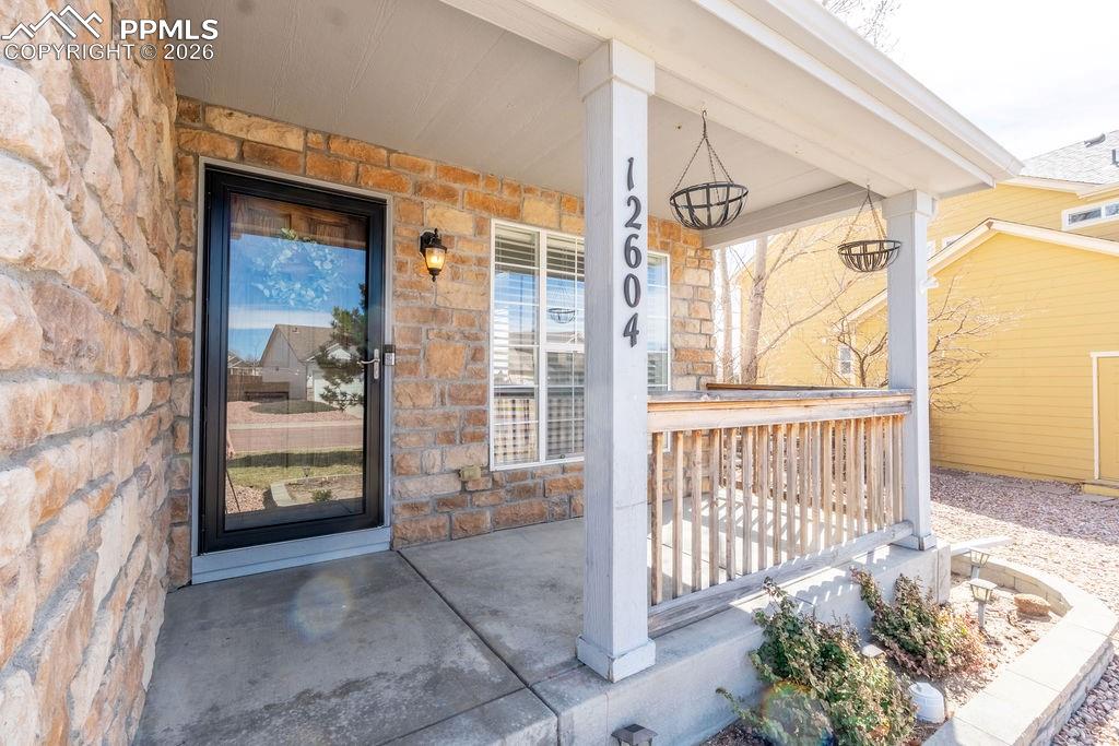 Image 3 of 47: Entry