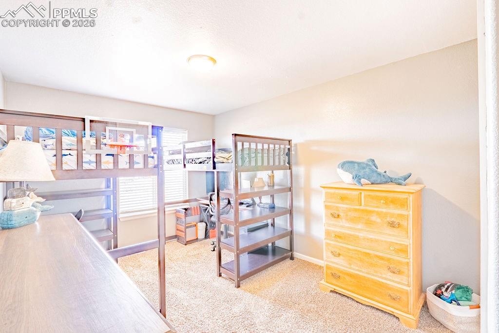 Image 31 of 47: Bedroom