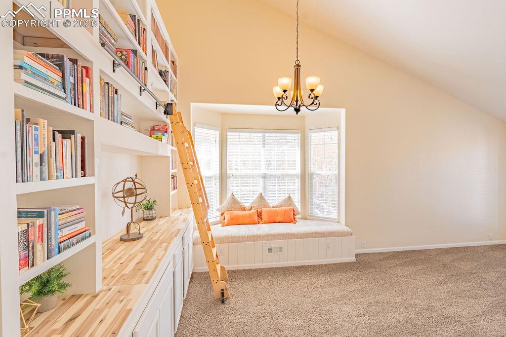 Image 8 of 47: Sitting Room