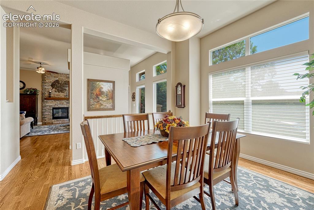 Image 13 of 47: Dining Area