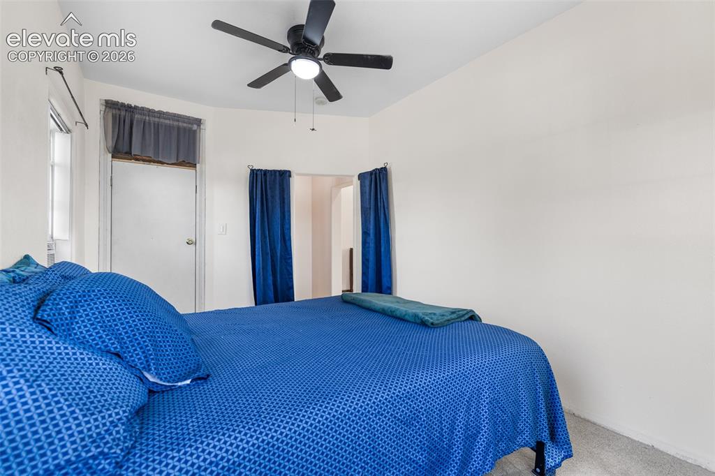 Image 11 of 27: Bedroom