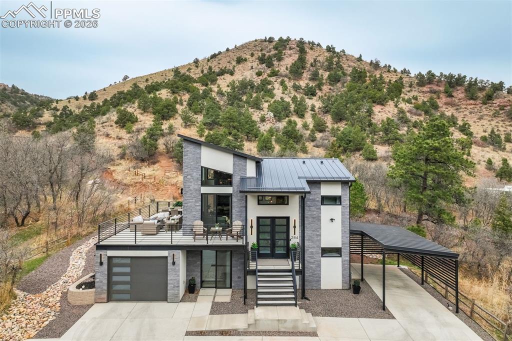 Image 10 of 39: Front of Structure