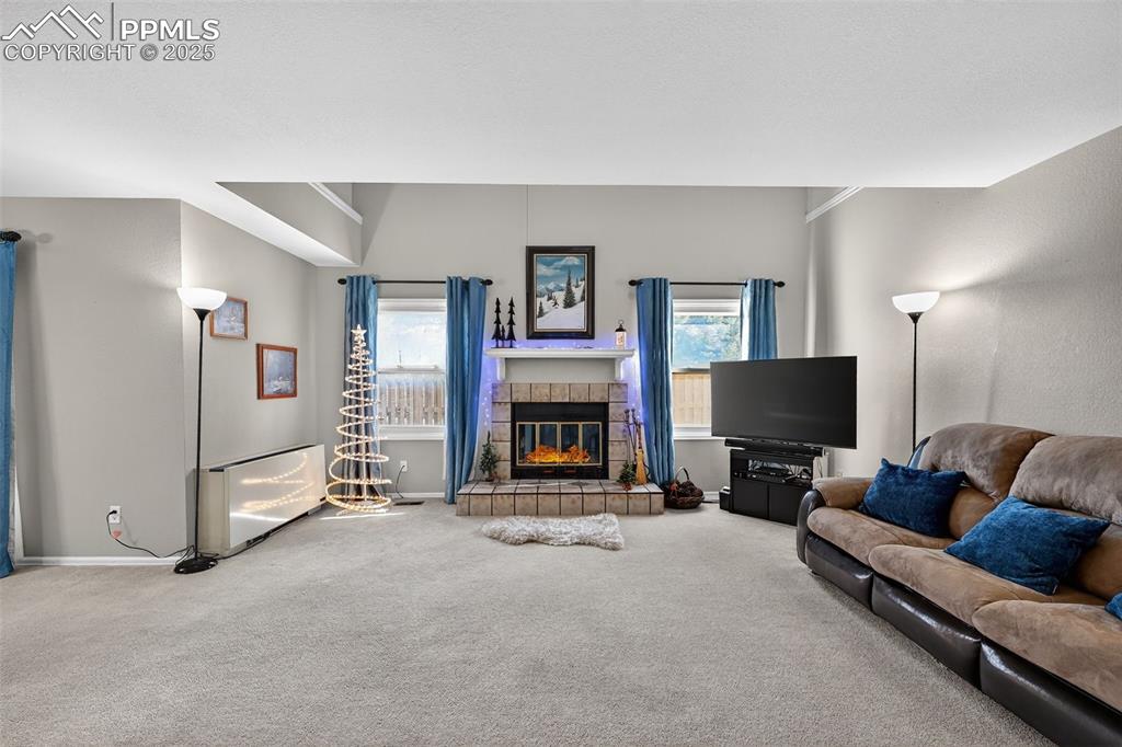 Image 9 of 27: Living Room