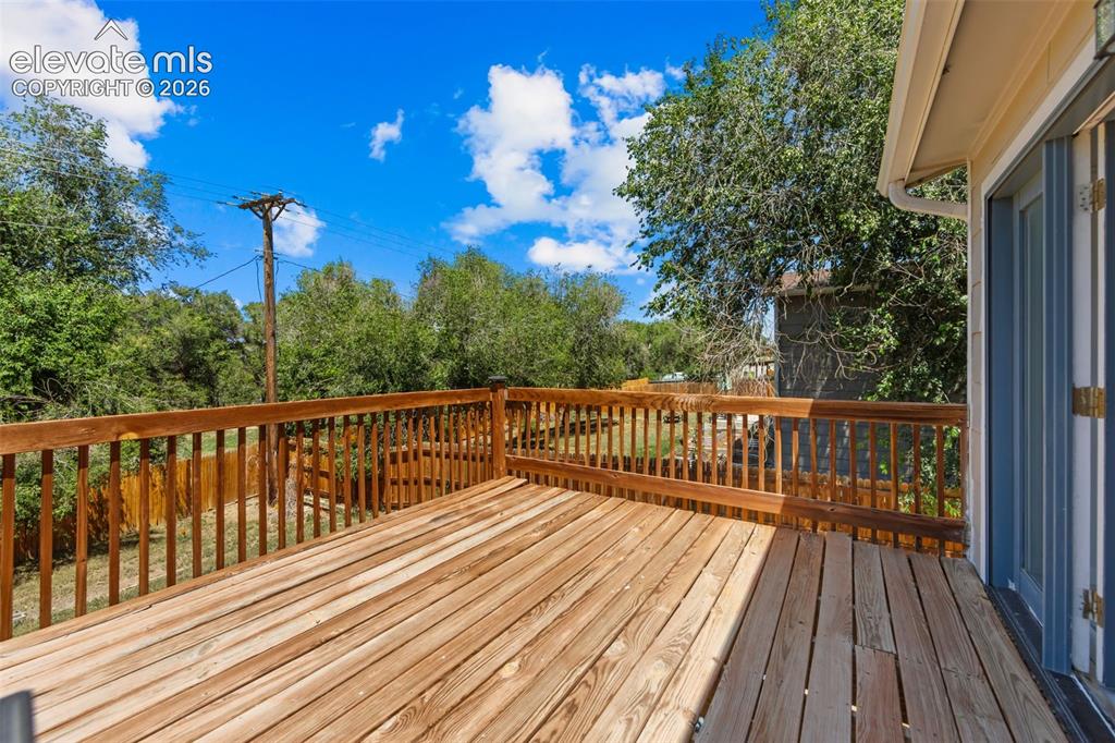 Image 6 of 27: Deck