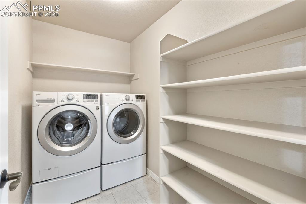 Image 16 of 36: Main Level Laundry Room!
