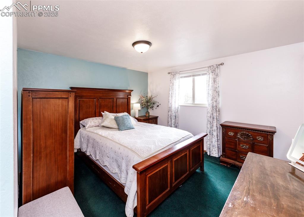 Image 20 of 41: Bedroom #2 Upstairs