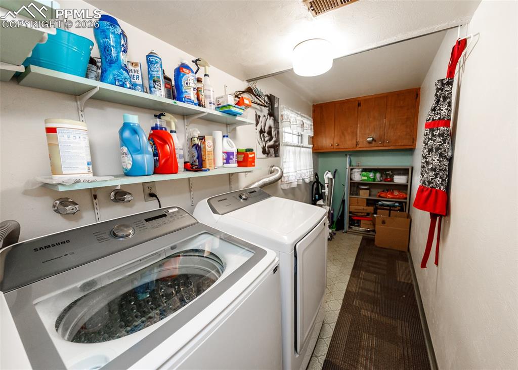 Image 28 of 41: Lower Level