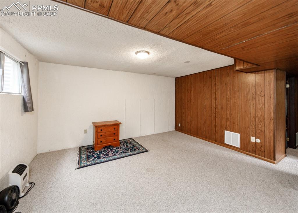 Image 33 of 41: Basement Family Room