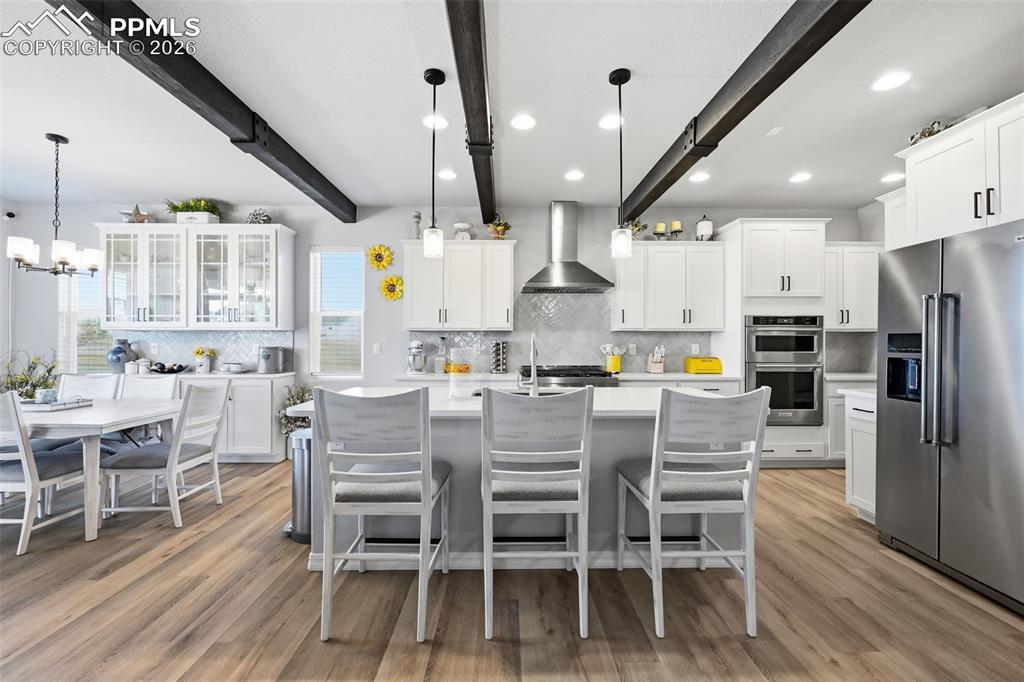 Image 10 of 47: Kitchen