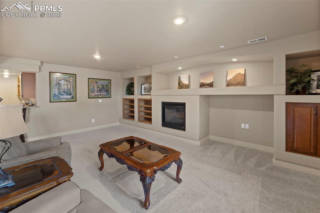 Image 29 of 49: Living Room