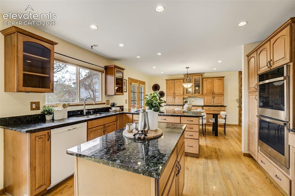 Image 4 of 38: tons of counter space, room to gather, and enough style to make takeout fee