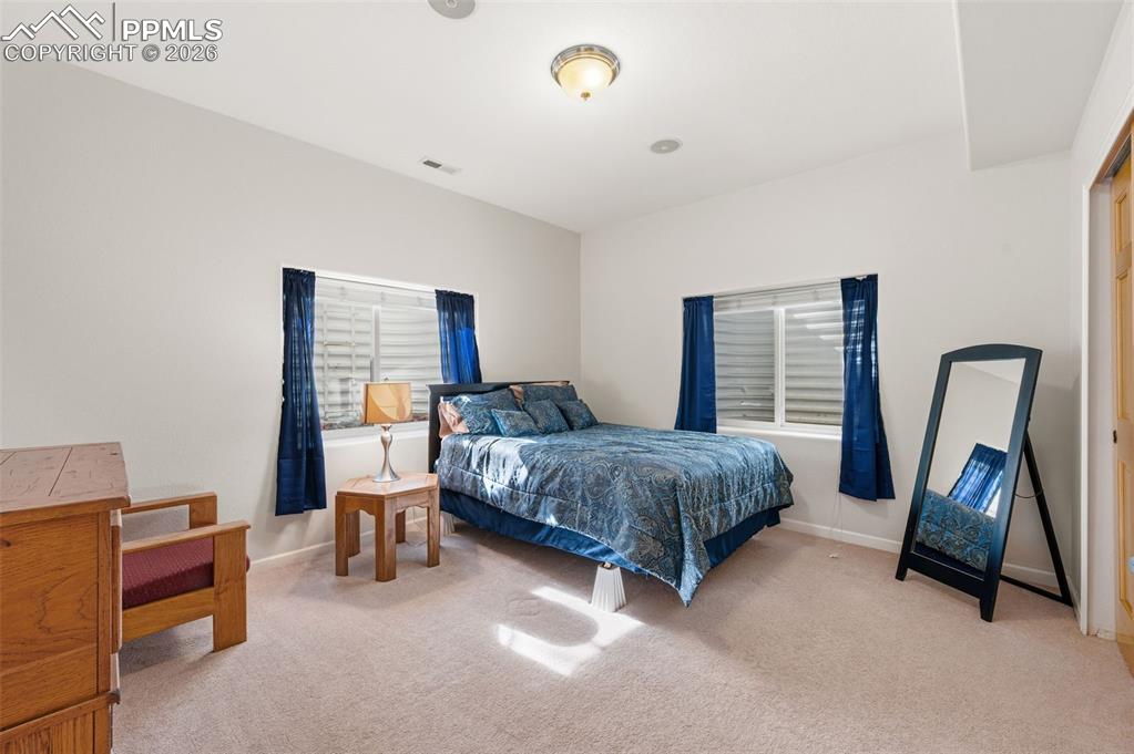 Image 35 of 50: No Description Available