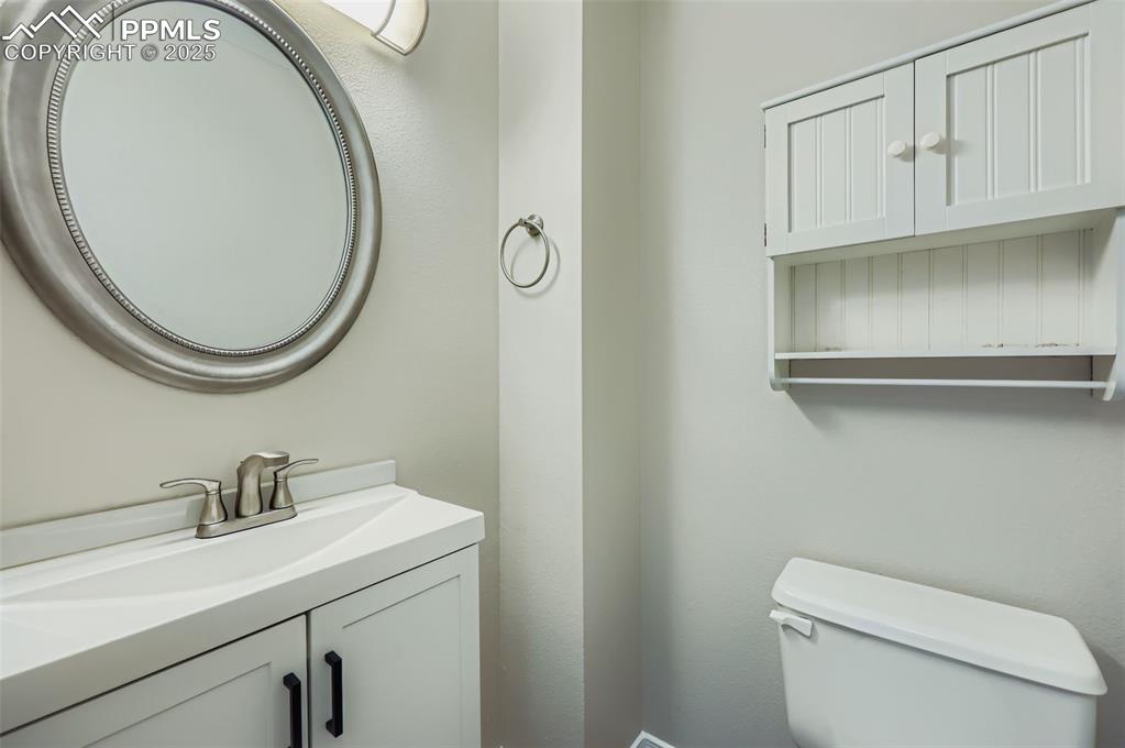 Image 13 of 24: Half Bath on Main Floor