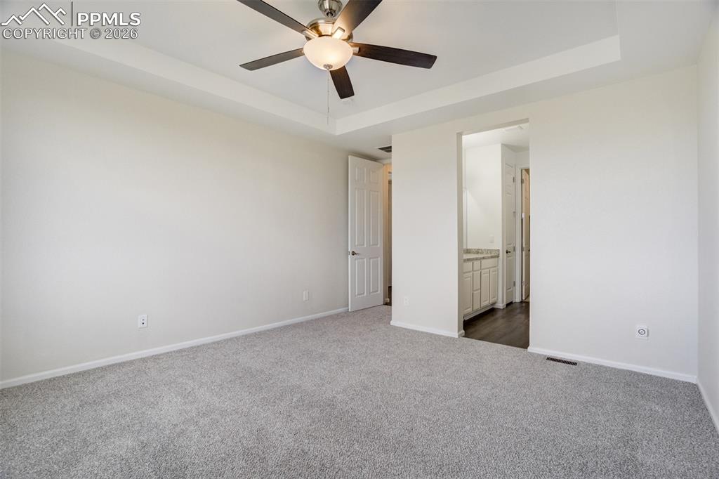 Image 19 of 49: Bedroom