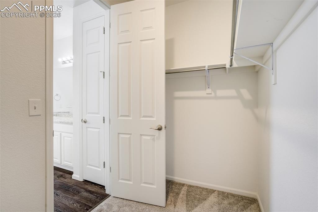 Image 24 of 49: Closet