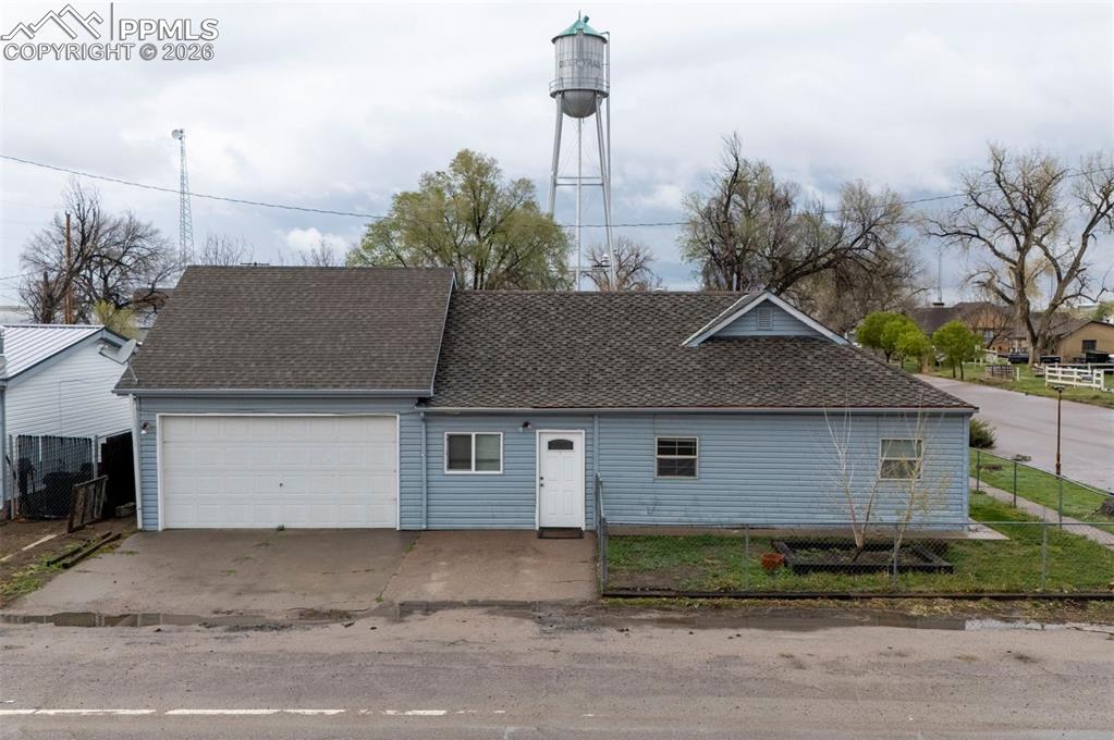 Image 1 of 41: Front of Structure