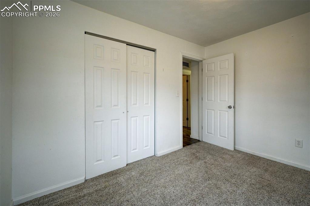 Image 20 of 41: Bedroom