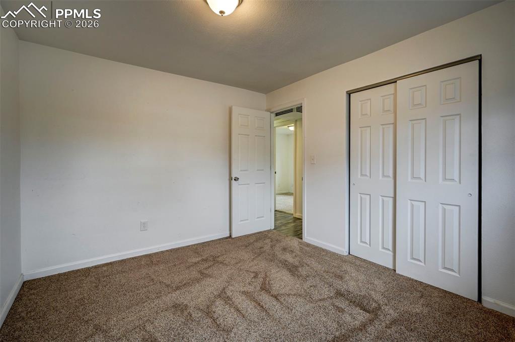 Image 22 of 41: Bedroom