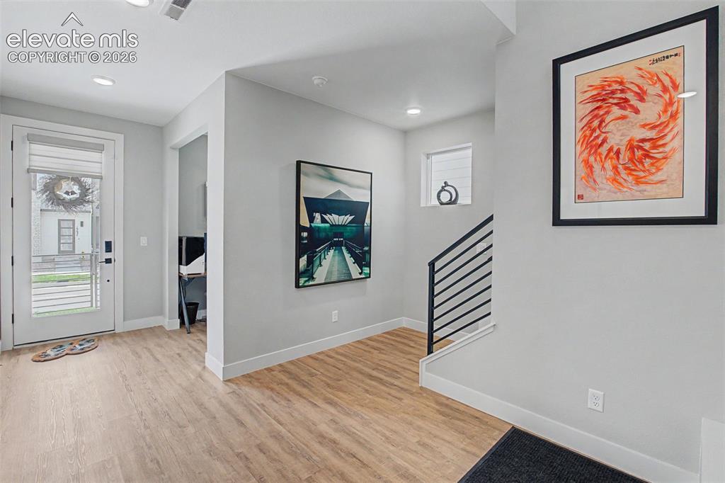 Image 8 of 46: Entry