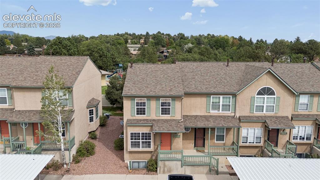 Image 2 of 37: End Unit Townhome