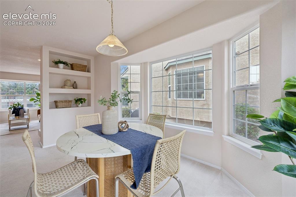 Image 8 of 37: Dining Area