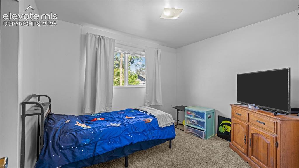 Image 16 of 42: Bedroom