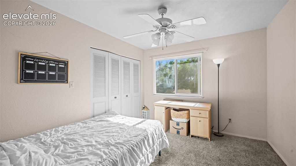 Image 24 of 42: Bedroom