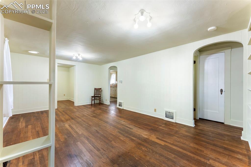 Image 6 of 48: Living Room