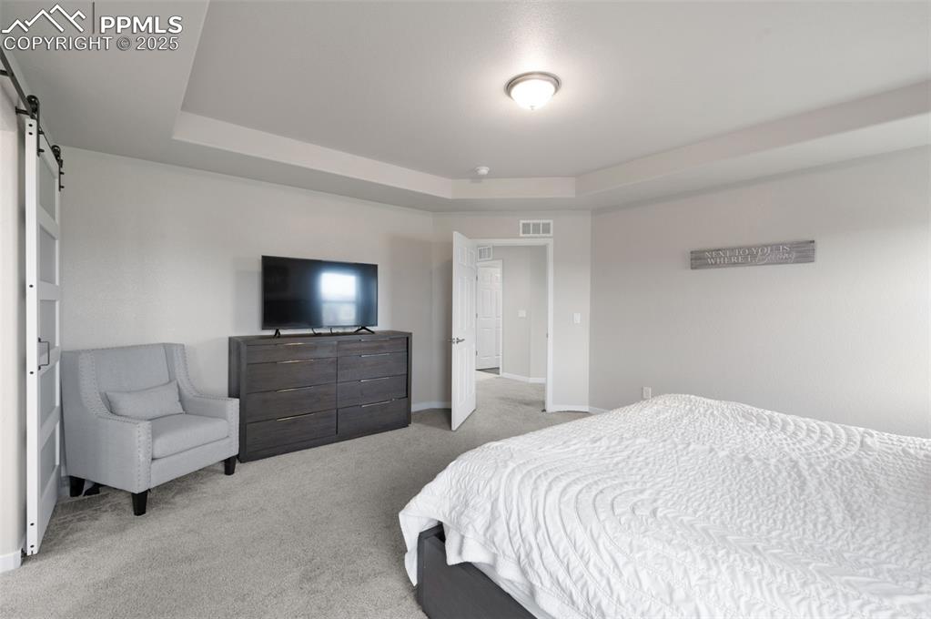 Image 29 of 48: Bedroom