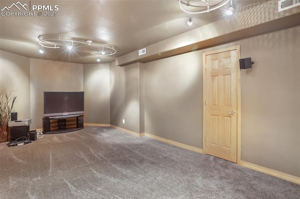 Image 31 of 50: Theater Room