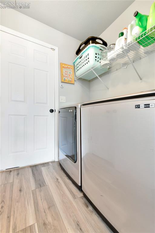 Image 18 of 18: Laundry