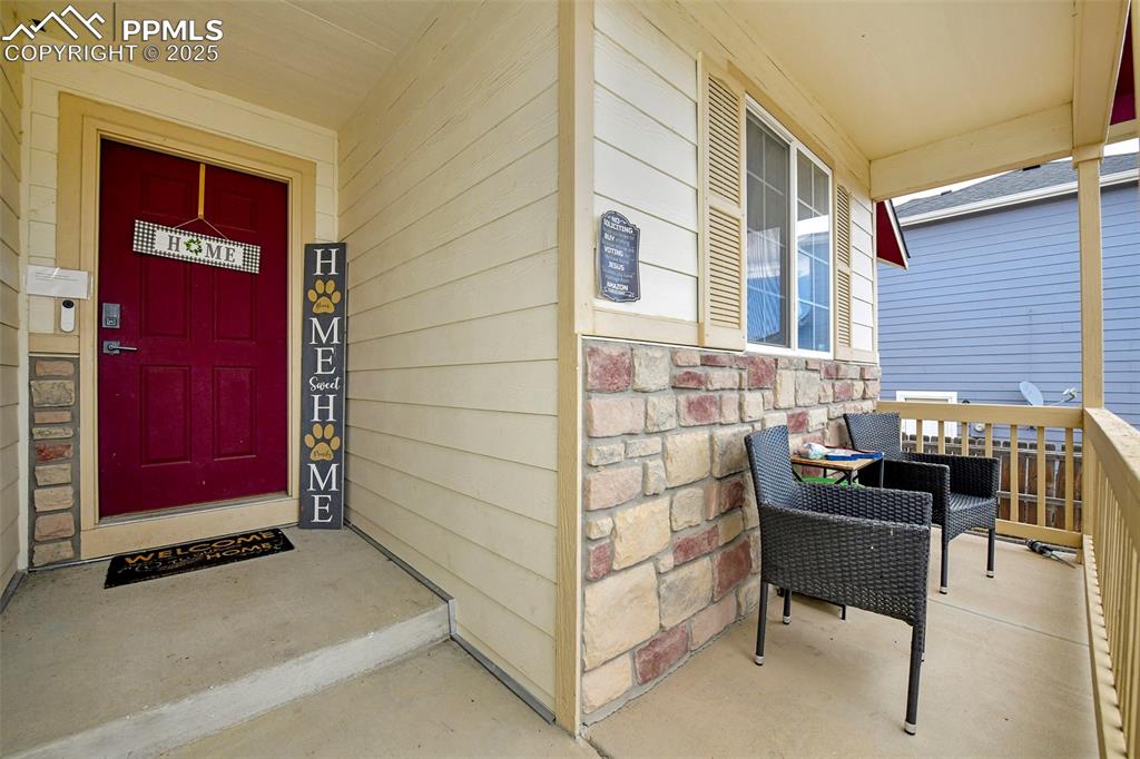 Image 2 of 18: Entry