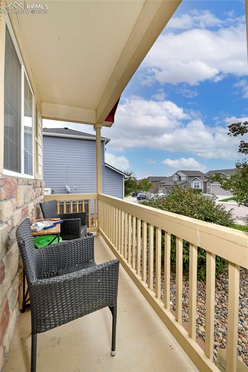 Image 3 of 18: Balcony