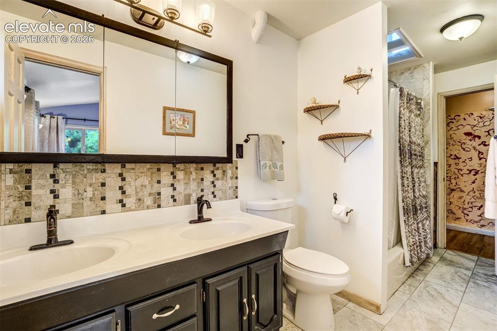 Image 12 of 30: Primary Bathroom