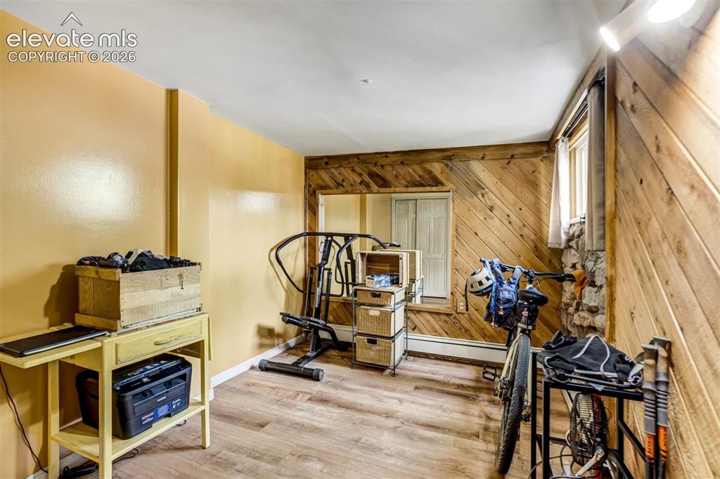 Image 15 of 30: Lower - Bedroom 