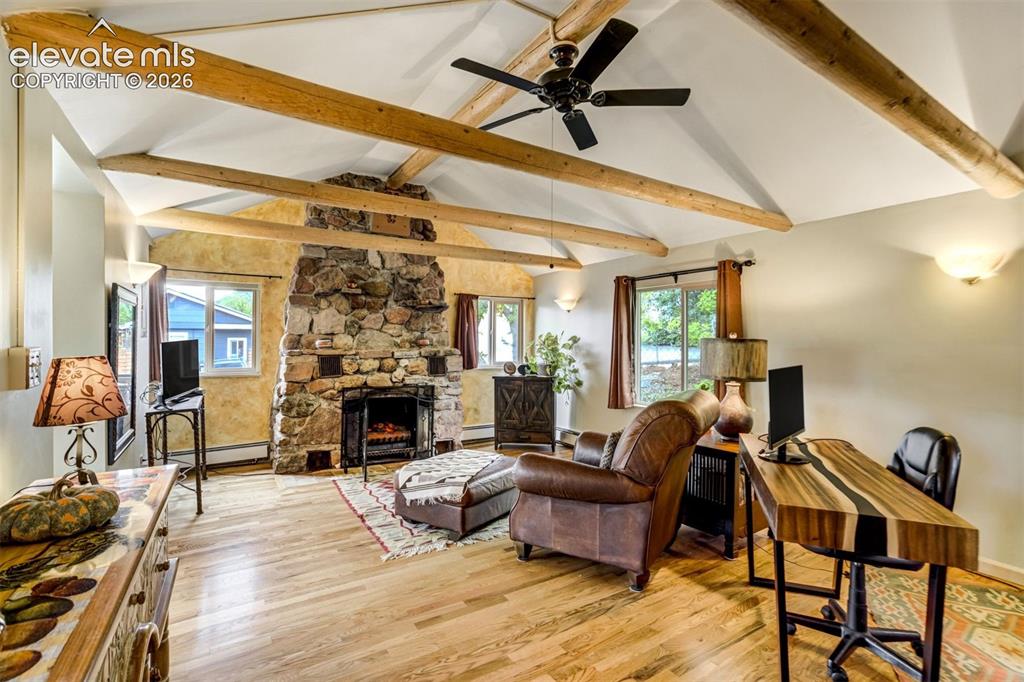 Image 3 of 30: Upper Living Area