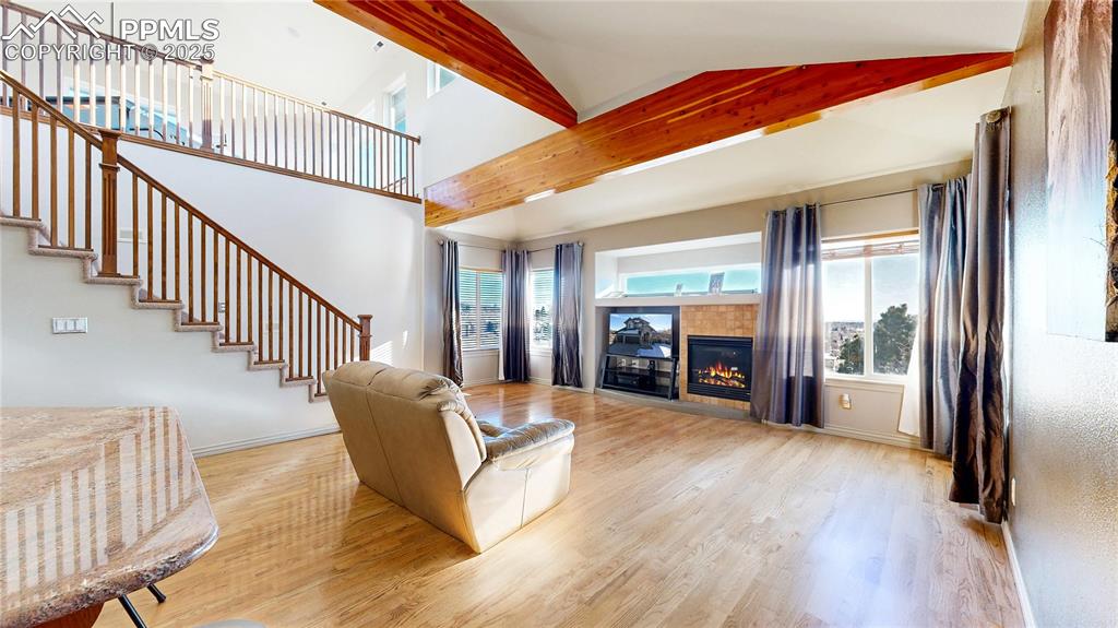 Image 3 of 39: Living Room