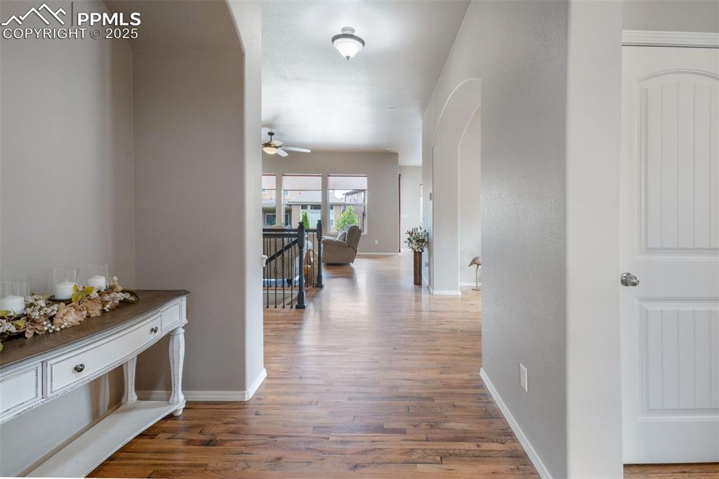 Image 8 of 50: Entry