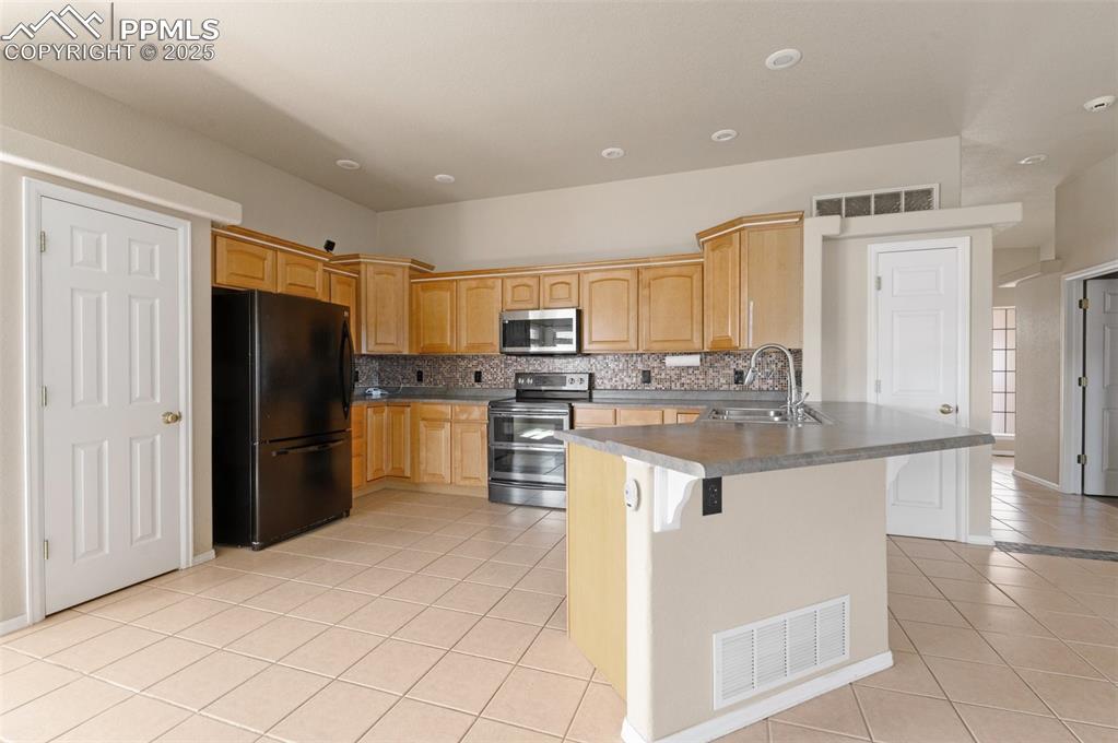 Image 11 of 43: Plenty of Counter space
