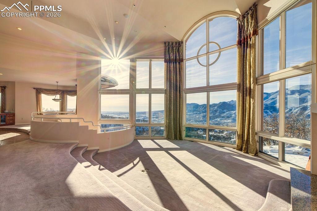 Image 9 of 30: Living Room