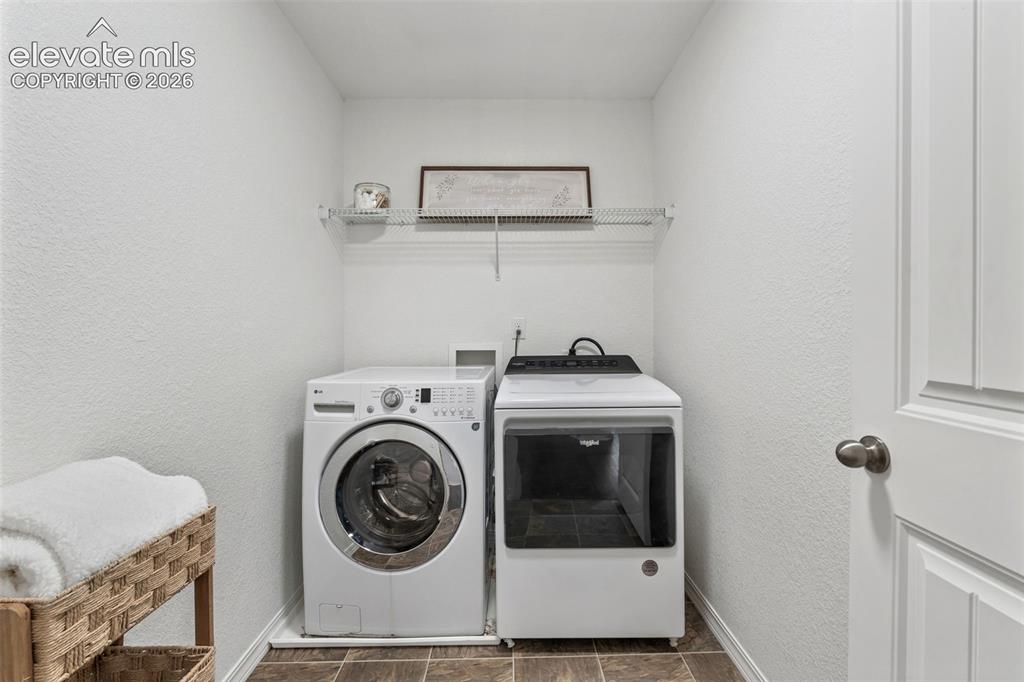 Image 39 of 49: Laundry