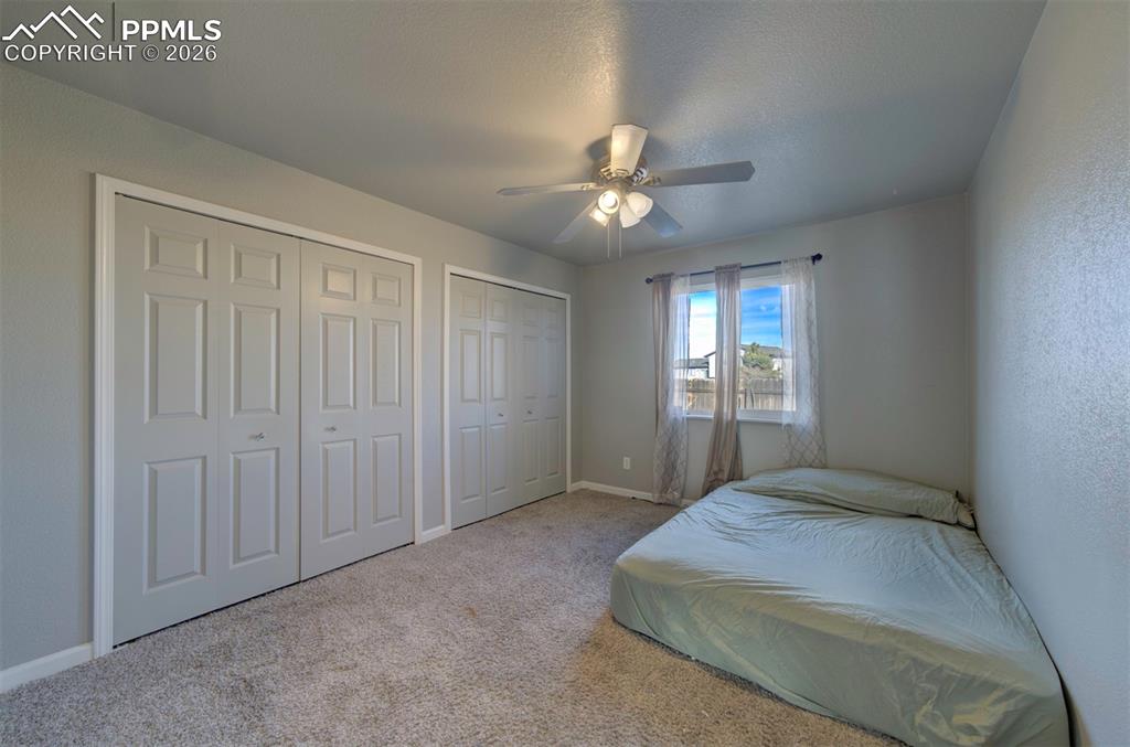 Image 9 of 18: Bedroom