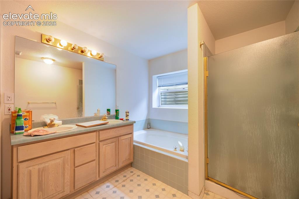 Image 19 of 26: Master Bathroom