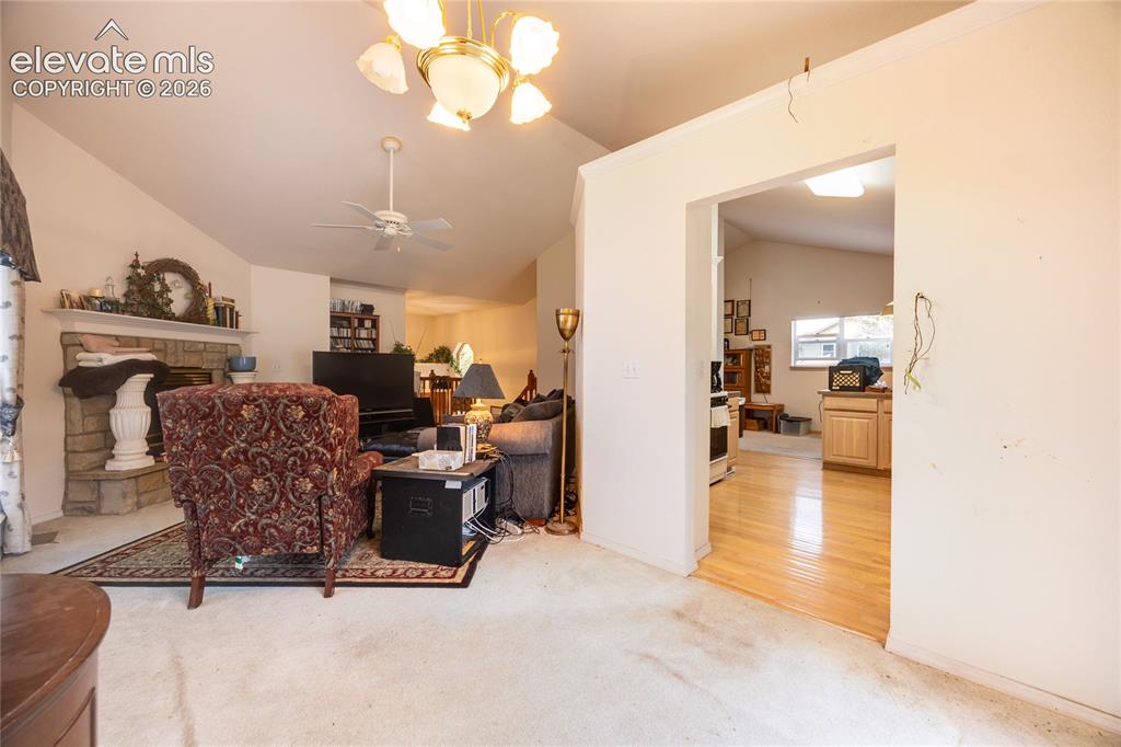 Image 8 of 26: Dining Room